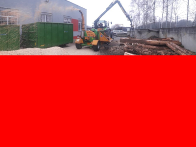 5_haeckselarbeiten_kranschlepper_1